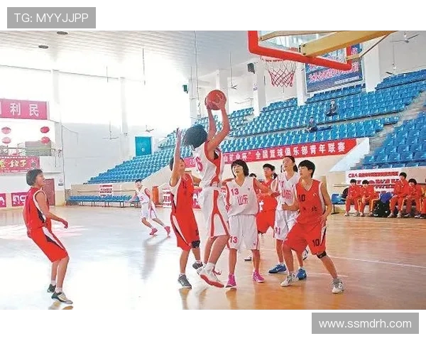 上海女篮与江苏女篮激战正酣谁能在这场巅峰对决中笑到最后 上海女篮与江苏女篮激战正酣谁能在这场巅峰对决中笑到最后