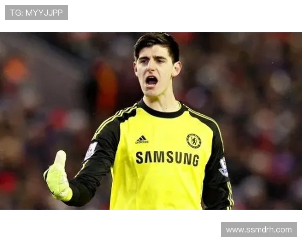 库尔图瓦：从守门员到传奇的足球之路与不屈精神